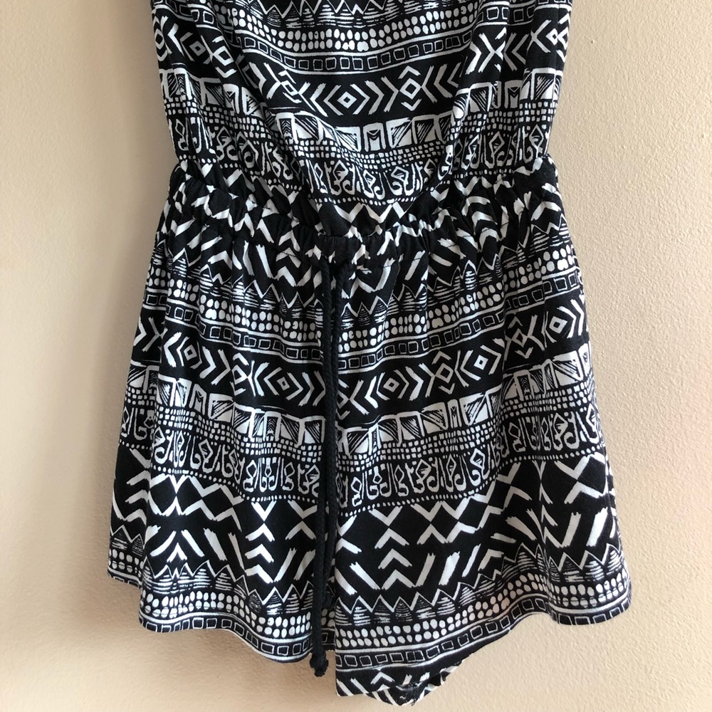 ROMPER - Picture 2 of 2